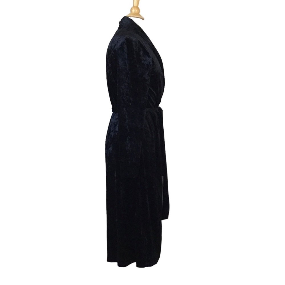 Wayf La Roux Black Velvet Belted Robe - Picture 4 of 11